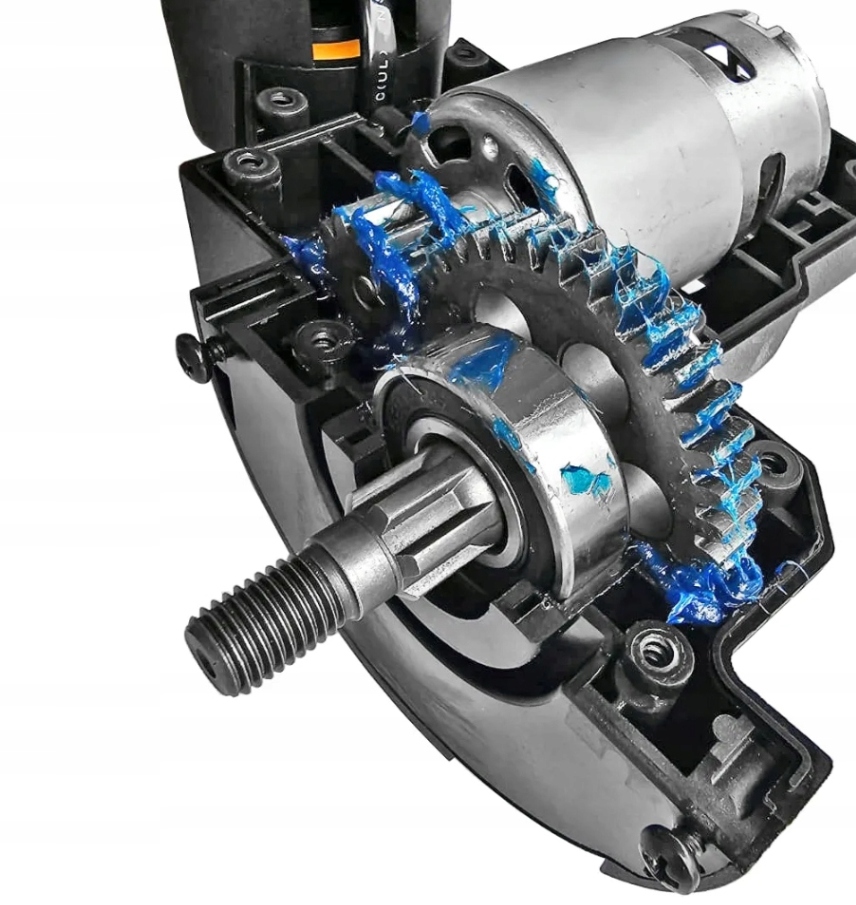 Kluczowe elementy układu napędowego, odpowiedzialne za przekazywanie mocy z silnika do narzędzia roboczego. 